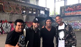 Clipe oficial da Copa é lançado com participação de Willian e Ronaldinho Gaúcho