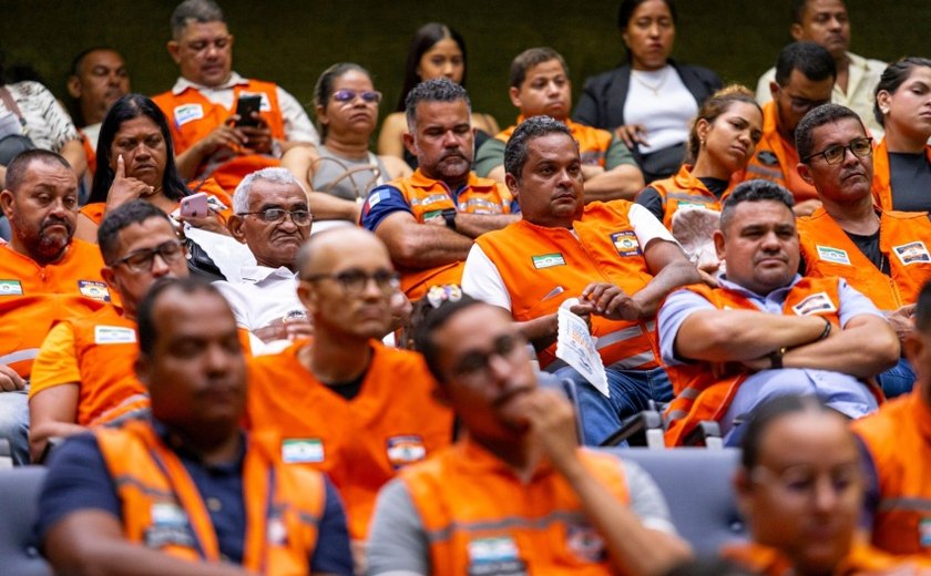 Descarte de lixo é pauta de encontro com voluntários do Núcleo Comunitário de Defesa Civil