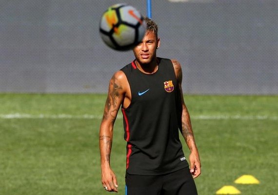 Barcelona joga a toalha por Neymar e aguarda pagamento da multa pelo PSG