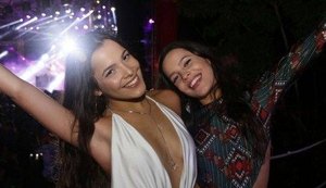 Sem cachê, Ex-BBBs Emilly e Mayla vão atrás de cortesias para curtirem eventos