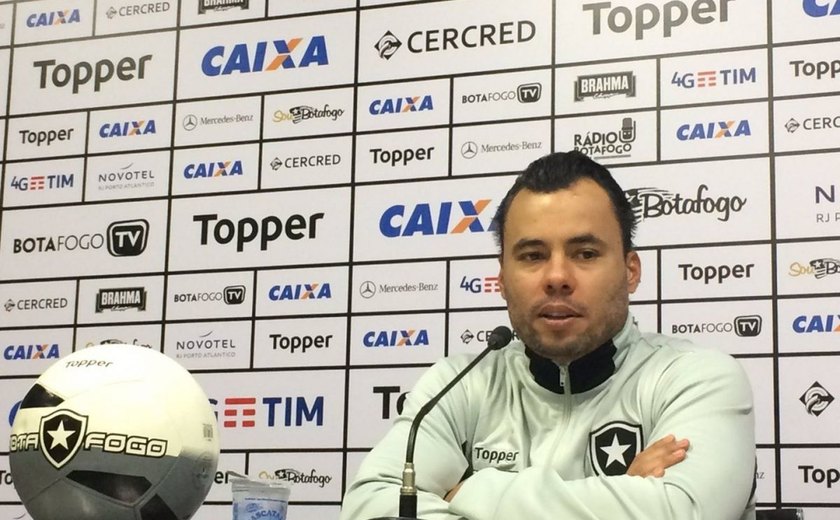 Técnico do Botafogo mira quinto triunfo consecutivo, mas exalta o Vitória