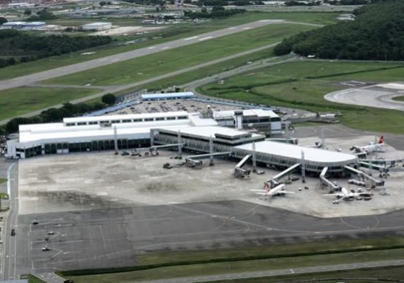 Leilões de concessão de aeroportos renderão R$ 3,5 bi, diz Bolsonaro