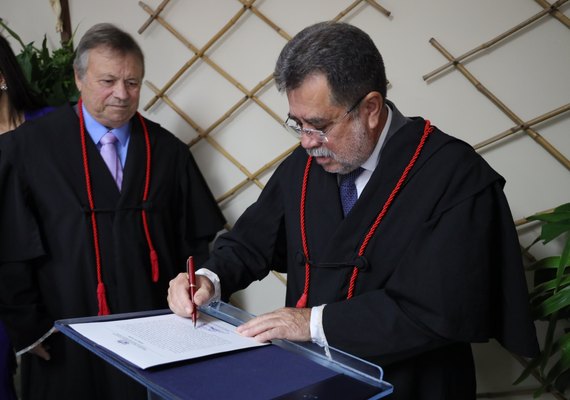 Lean Araújo é reconduzido à chefia do MP de Alagoas