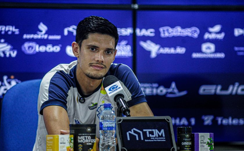 CSA confia na evolução sob comando de Moacir Júnior