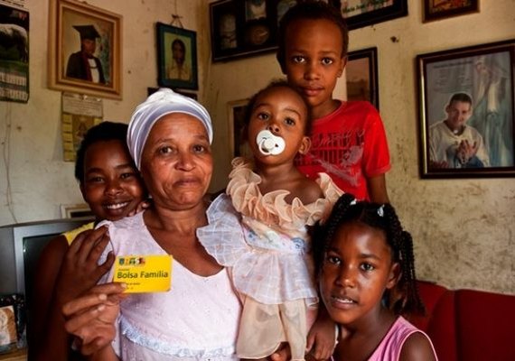 Pente-fino identifica inconsistências em cadastros do Bolsa Família
