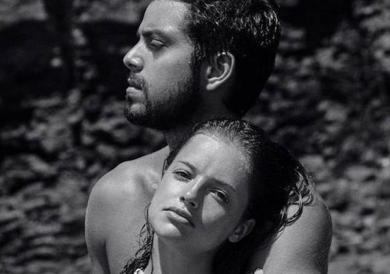 Atores Rodrigo Simas e Agatha Moreira testam positivo para a Covid-19