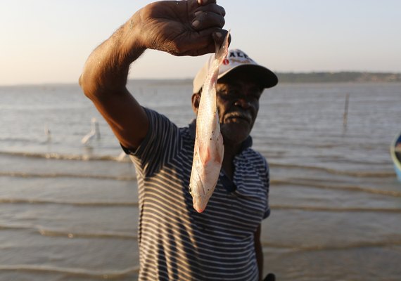 Pescadores denunciam sumiço de peixes na Lagoa Mundaú