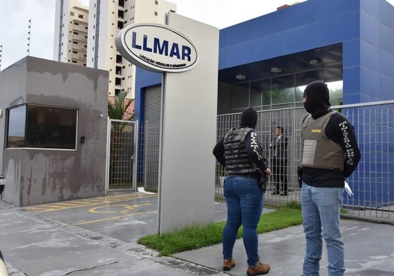 Empresário e o ex-chefe do setor de transportes de Girau são presos