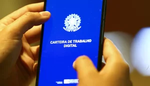 Taxa de desemprego cai para 5,4%, a menor desde 2012