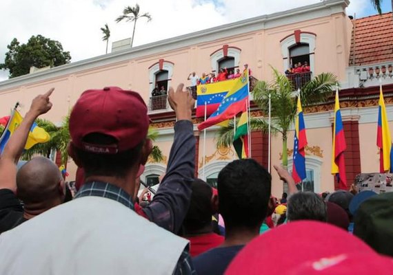 Brasil reconhece Guaidó como presidente interino da Venezuela