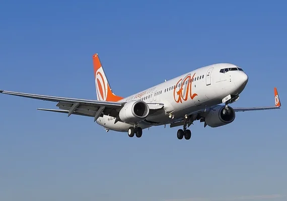 Gol deve indenizar cliente que teve mala danificada em viagem
