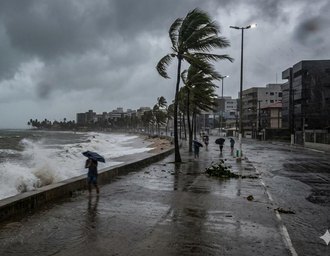 Alagoas tem alerta para ventos de até 60 km/h