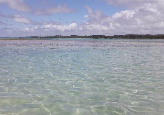 Piscinas naturais não são atingidas e passeio é mantido