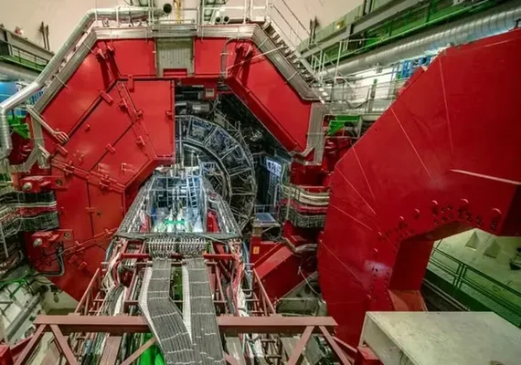 Físicos conseguem transformar chumbo em ouro em experimento com acelerador