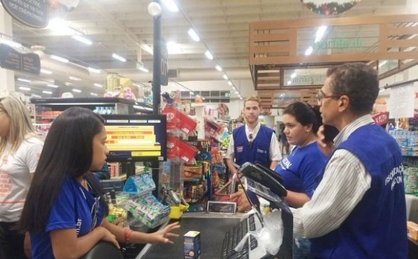 Procon Alagoas encontra irregularidades nos supermercados em Maceió