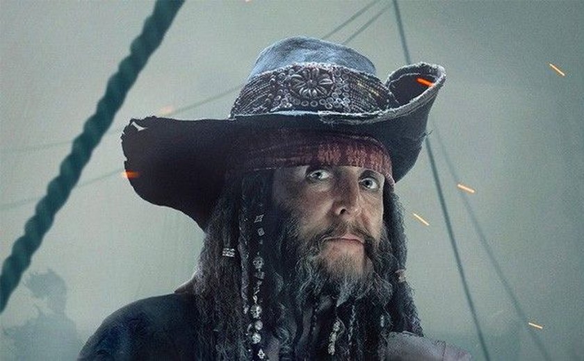 Paul McCartney divulga imagem sua caracterizado em 'Piratas do Caribe'