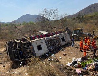 Governador cancela agenda em Belém e presta solidariedade às vítimas de grave acidente em Tapera