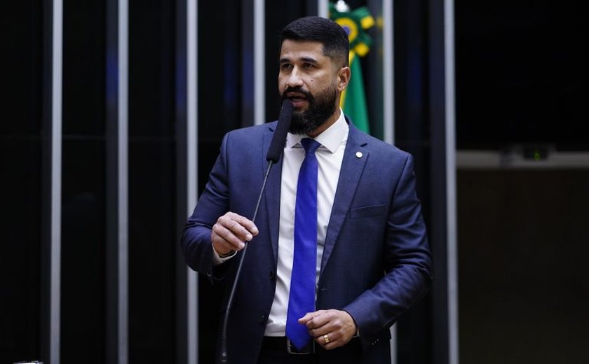 Três deputados federais alagoanos votam pela soltura de Chiquinho Brazão