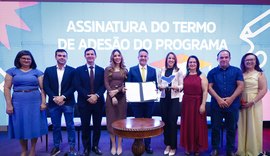 Governo premia municípios com melhor Ideb e renova pactuação do Programa Escola 10