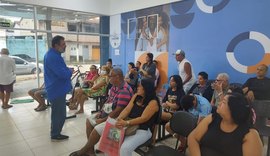 Equipe e-Multi orienta população sobre combate às zoonoses