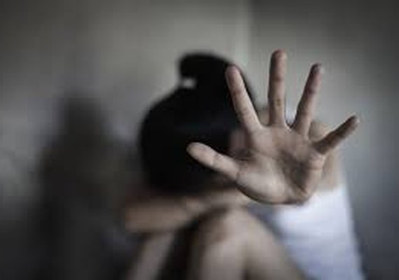 Mulher é agredida por companheiro em discussão por divórcio