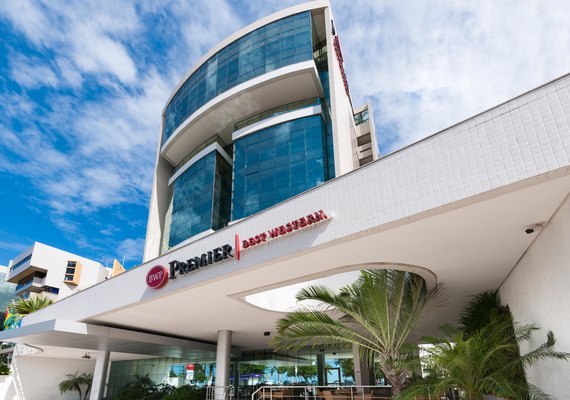 Hotel cinco estrelas na Pajuçara prepara ceia de réveillon para marcar a virada do ano