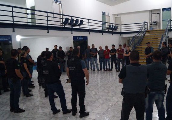 Polícia cumpre mandados de prisão, busca e apreensão na Barra de São Miguel