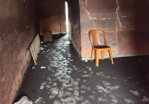 Mulher denuncia agressões, cárcere privado e incêndio provocado por ex-companheiro em Craíbas