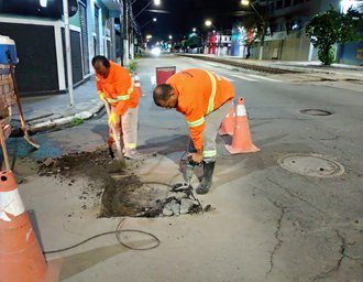 Operação Tampa Bueiro já nivelou 511 poços de visita da rede de drenagem de Maceió