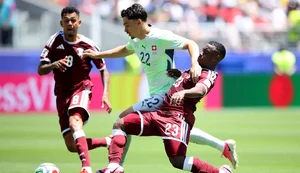 Catar empata no último minuto, conquista primeiro ponto em Copas e surpreende a Suíça