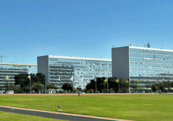 Servidores transferidos para outros órgãos terão cargos mantidos, diz Planejamento