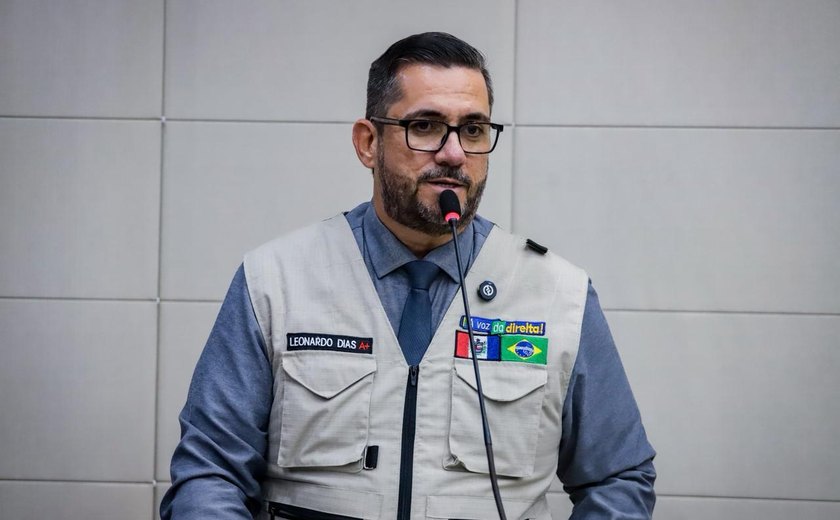 “Libertará o Estado das mãos dos Calheiros”, diz Leonardo Dias ao endossar pré-candidatura de JHC ao Governo