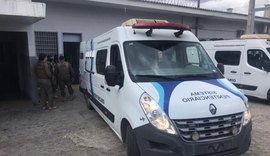 Policiais penais transferem 72 presos da Casa de Custódia de Arapiraca