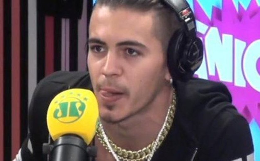 Biel abandona programa após apresentadora desejar sua morte