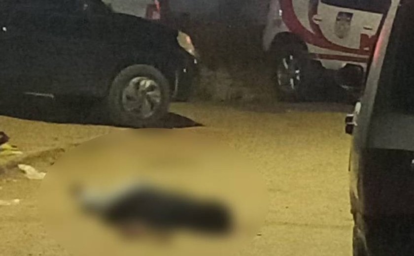 Homem é encontrado morto com marcas de execução em rua do Jacintinho