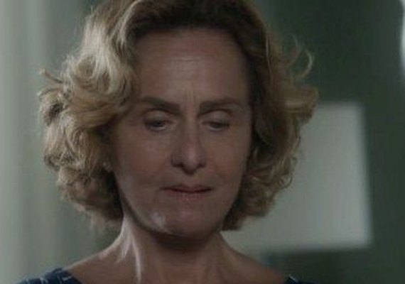 Em 'A Lei do Amor', Silvia acerta as contas com Magnólia: 'Sua ordinária!'