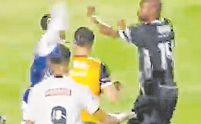 Ministério Público vai apurar agressões e invasão a campo