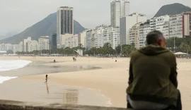 Frente fria chega ao Rio com pancadas de chuva e vento forte