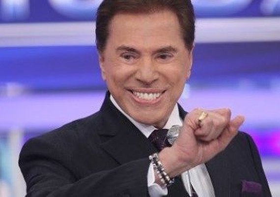 Silvio Santos faz piada chula com nome da atriz Paolla Oliveira