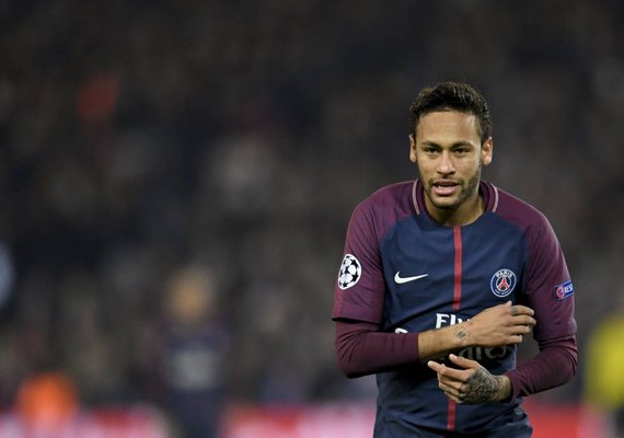 Com problemas na coxa, Neymar não é relacionado para jogo do PSG