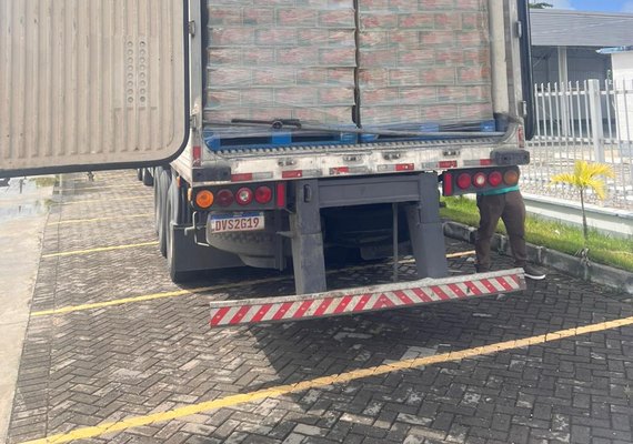 Polícia Civil recupera carga milionária de café na zona rural de São Miguel dos Campos