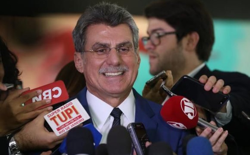 Romero Jucá vai assumir liderança do governo no Senado