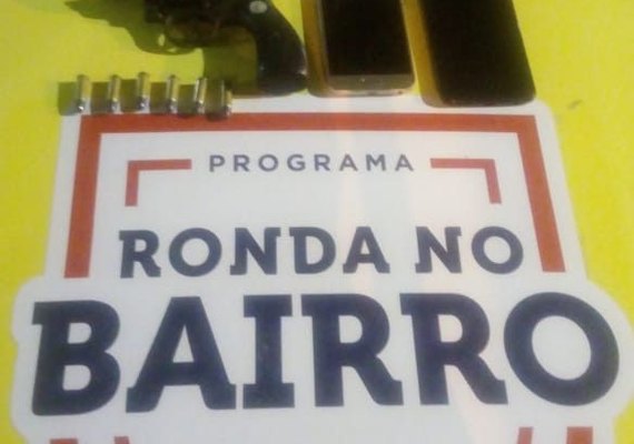 Ronda no Bairro apreende adolescente suspeito de roubar celulares no Centro de Maceió