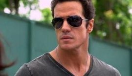 'Fina Estampa': Acuado, Ferdinand resolve armar contra Tereza Cristina