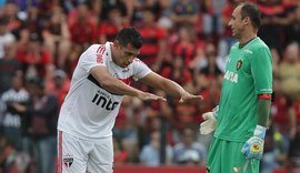 Diego Souza não comemora gol contra Sport e é ovacionado por torcedores na Ilha