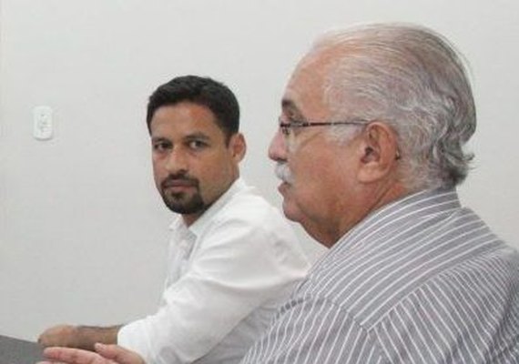 Apoio a Teófilo já reflete negativamente para Rodrigo Cunha