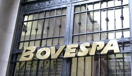Bovespa fecha em queda nesta segunda-feira