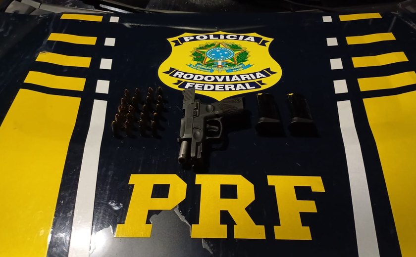 PRF prende homem por porte ilegal de arma de fogo em Cajueiro/AL