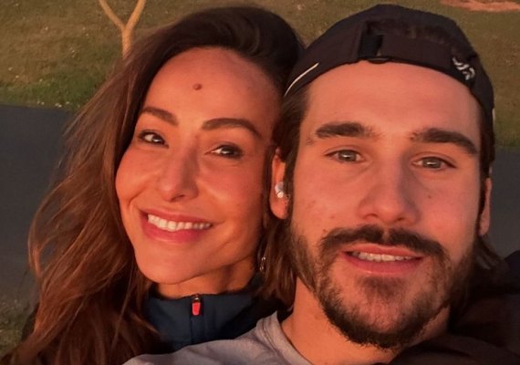 Sabrina Sato confirma que está grávida de Nicolas Prattes