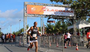 II Corrida Pela Vida do Samu Alagoas reúne 700 pessoas na Praia da Avenida